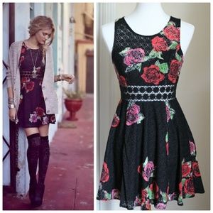 💓Free People crochet waist dress